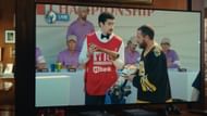 The singer in Happy Gilmore 2 (Image via YouTube/Netflix)